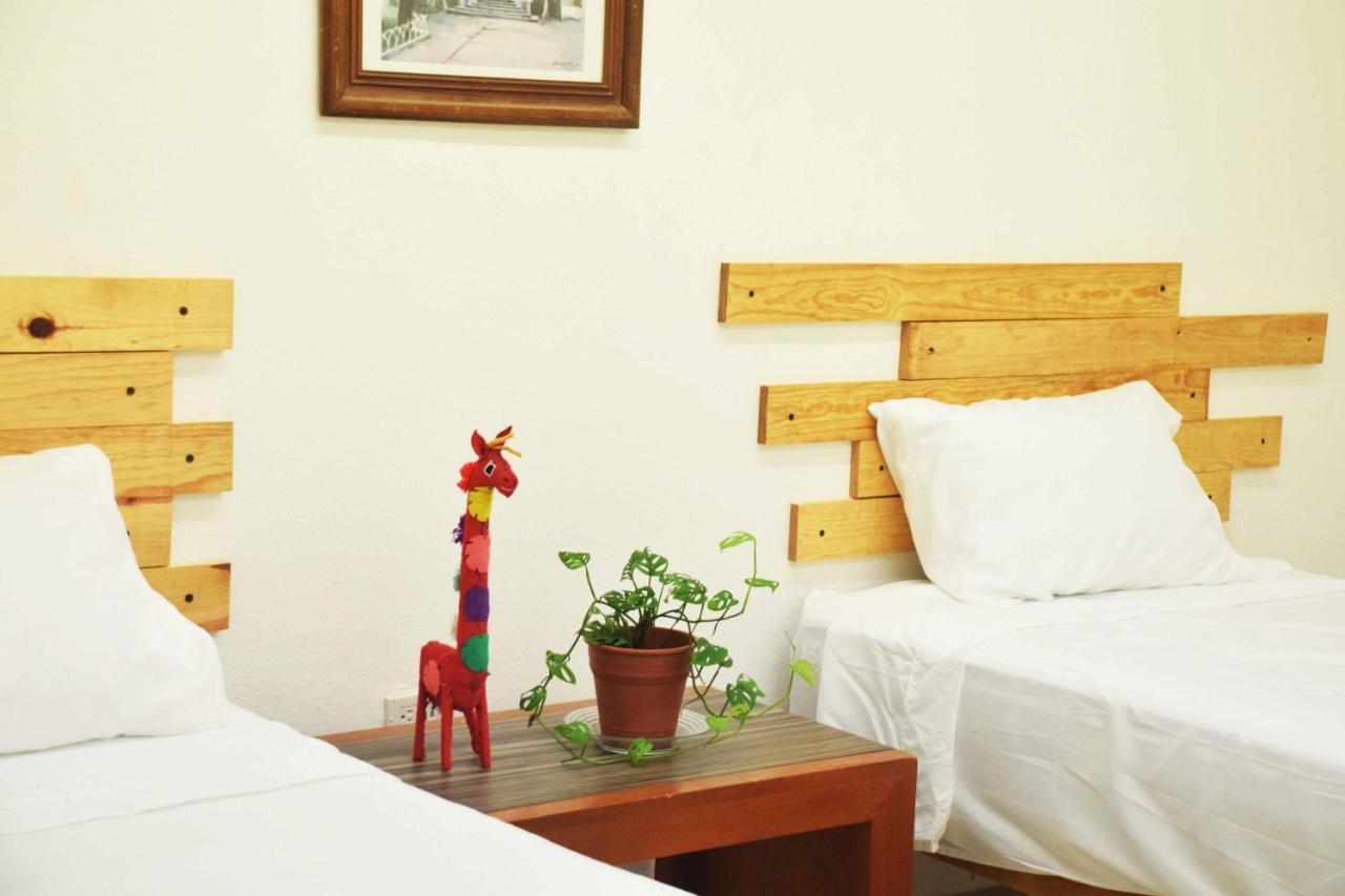 Hostal Casa Bohemia Меріда Екстер'єр фото
